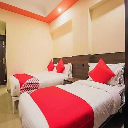 Hotel Anand Amritsar Bagian luar foto