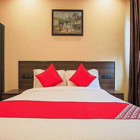 Hotel Anand Amritsar Bagian luar foto