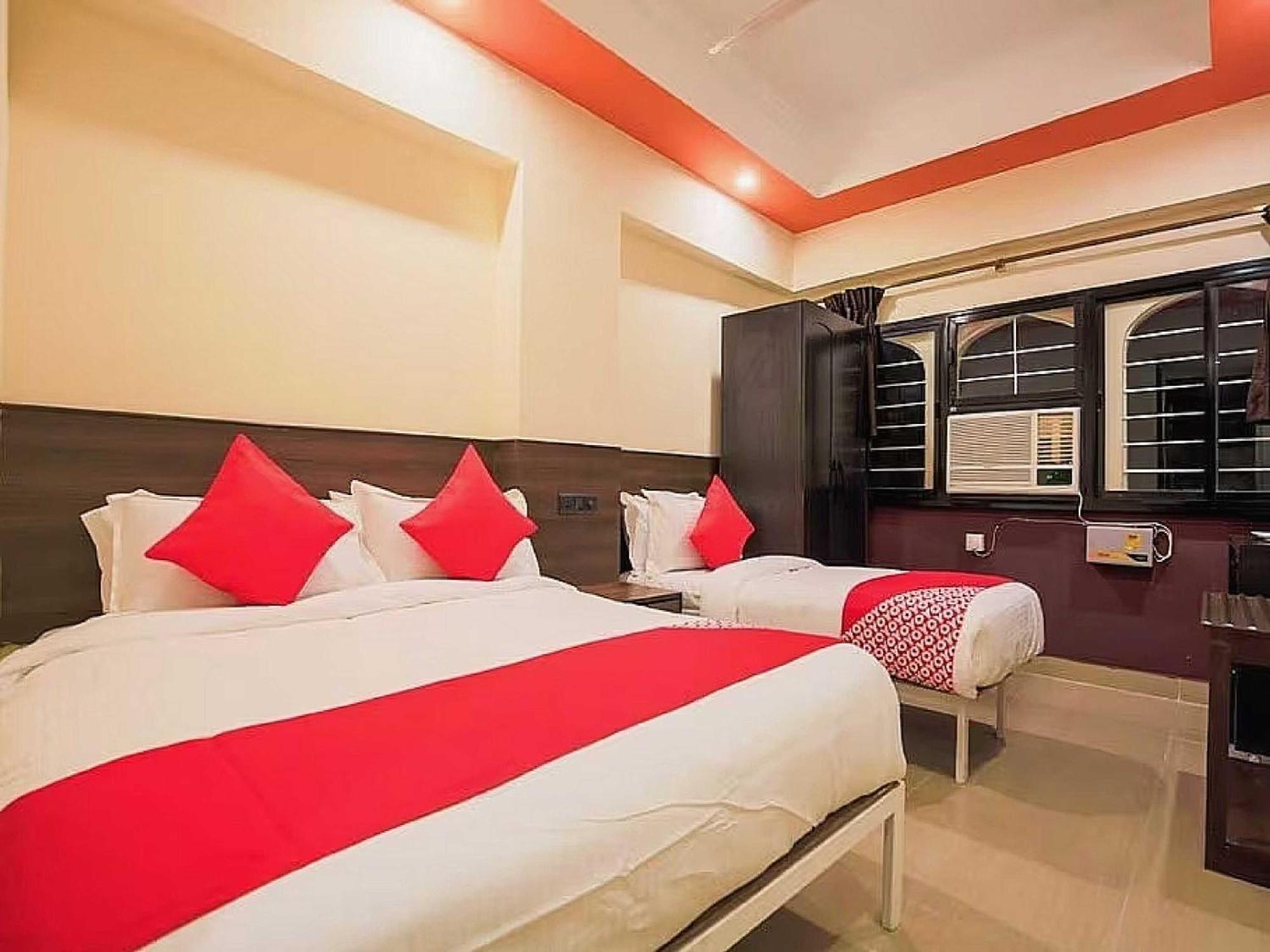 Hotel Anand Amritsar Bagian luar foto