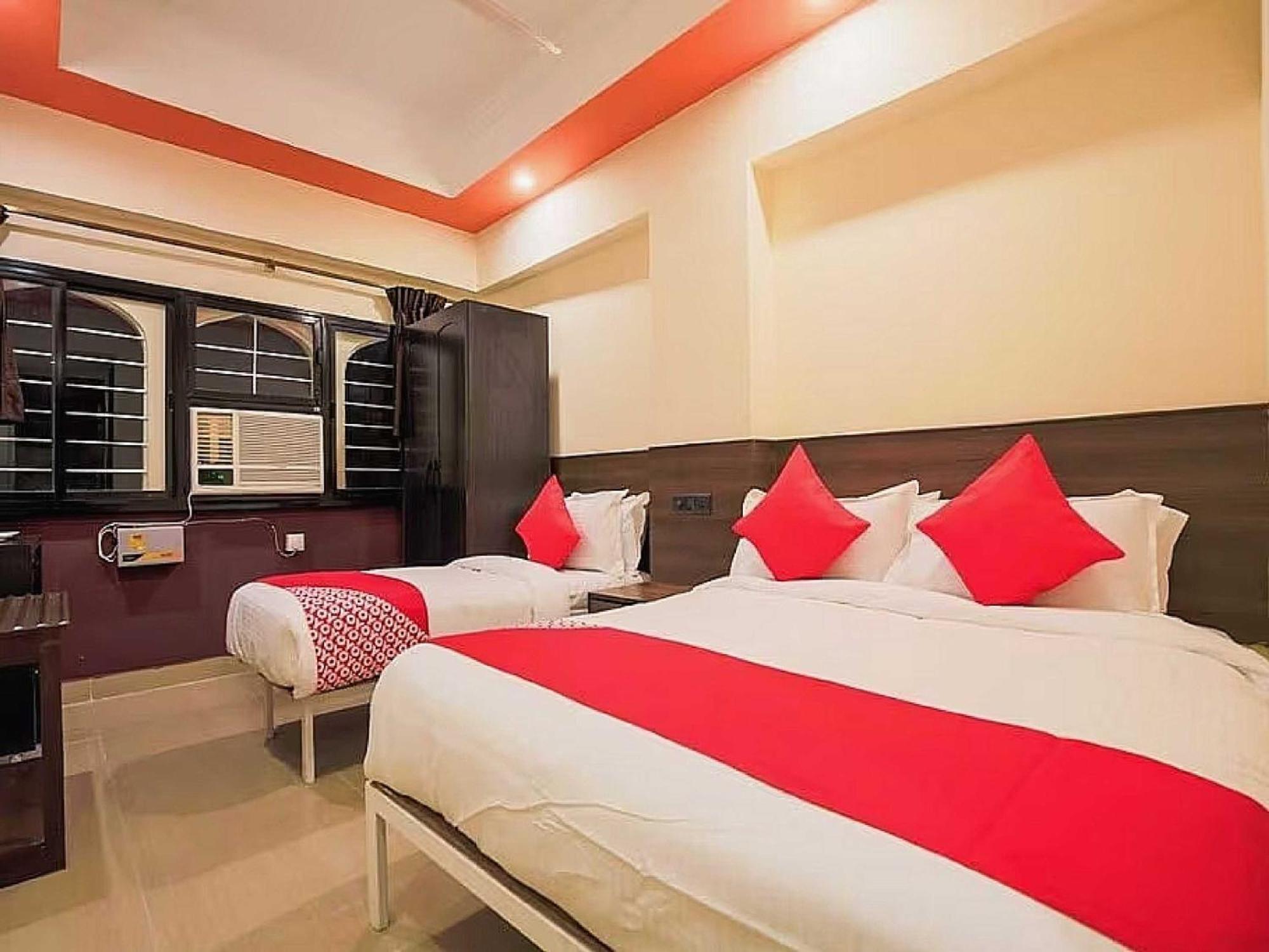 Hotel Anand Amritsar Bagian luar foto