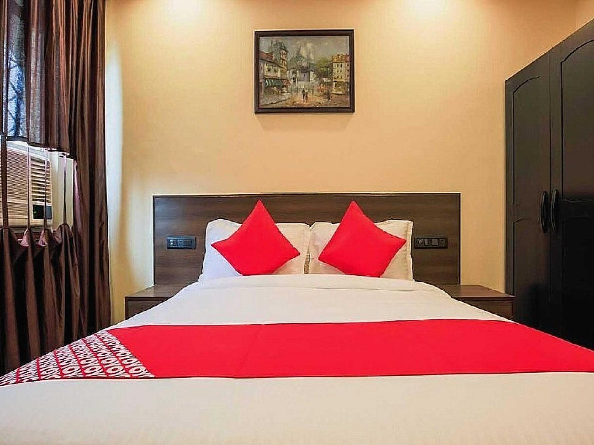 Hotel Anand Amritsar Bagian luar foto