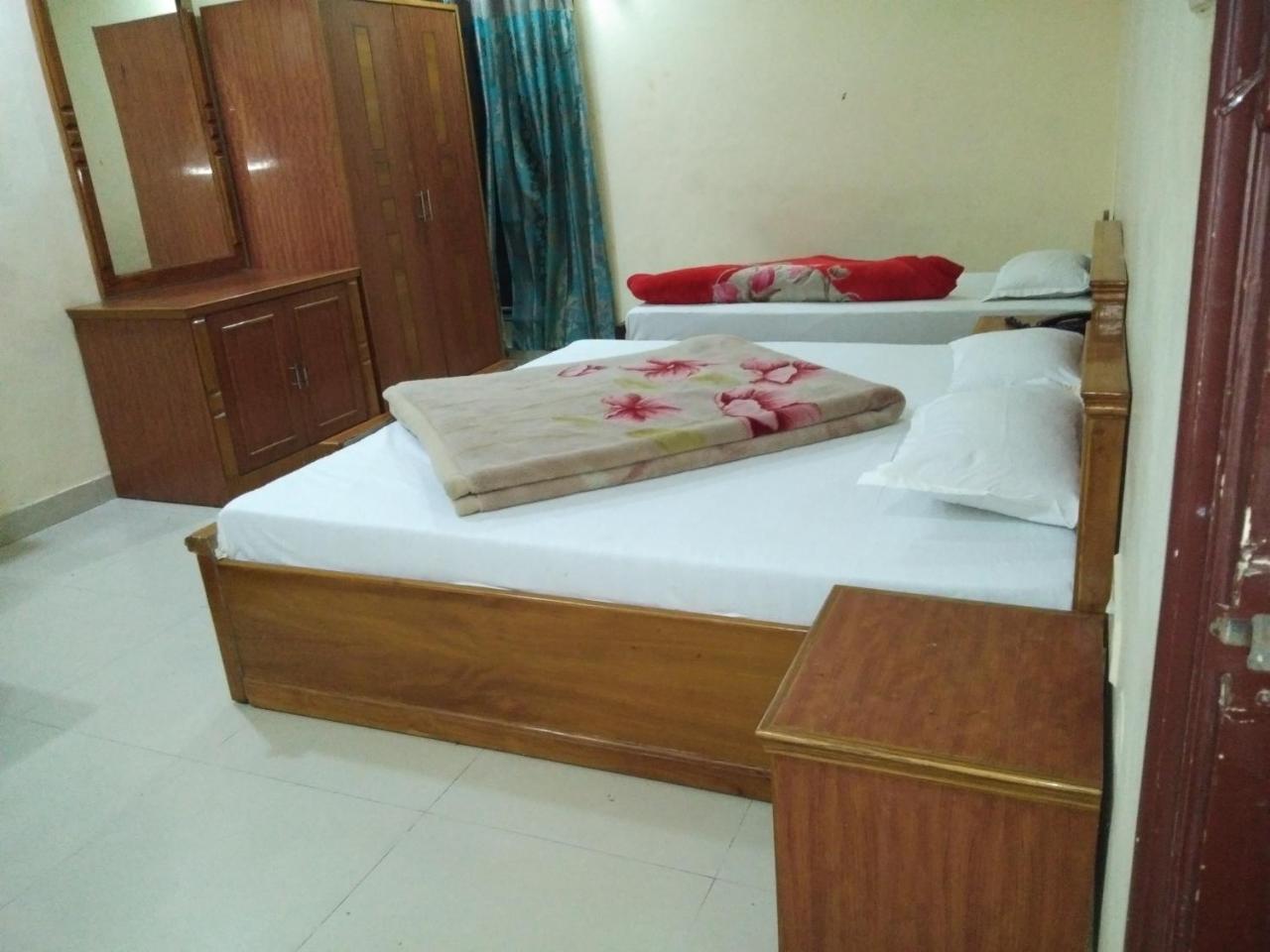 Hotel Anand Amritsar Bagian luar foto